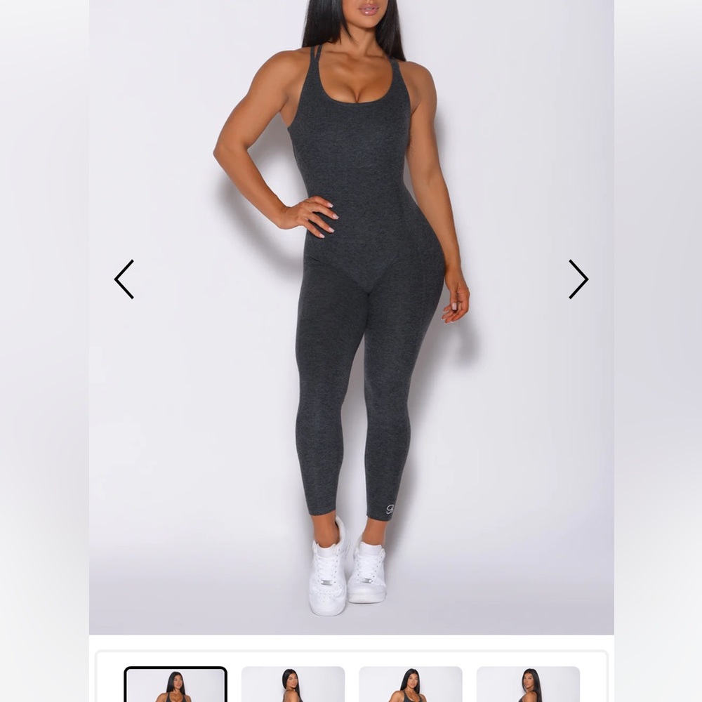 Selling bodysuit Size S worn once ! Need a smaller size